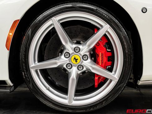 Used 2021 Ferrari F8 Tributo image 26