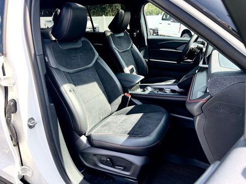 New 2025 Ford Explorer ST w/ Sun And Sound Package image 21