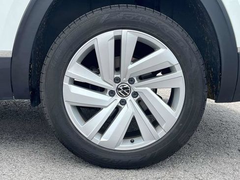 Used 2021 Volkswagen Atlas SEL AWD/4WD image 11