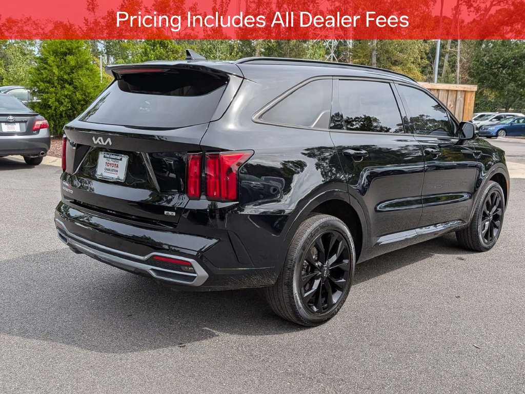 Used 2023 Kia Sorento SX AWD/4WD image 4