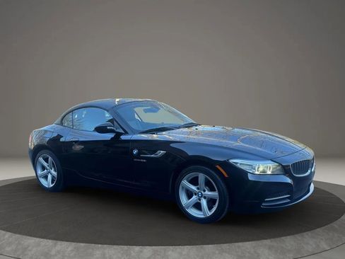 Used 2014 BMW Z4 sDrive28i image 3