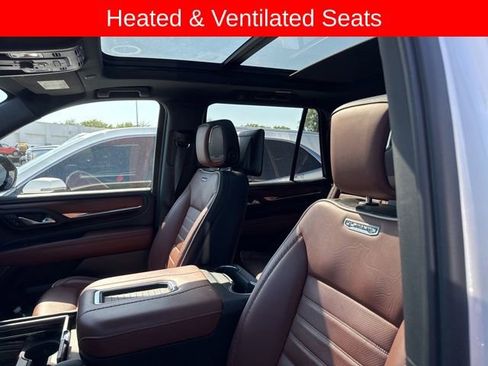 Used 2023 GMC Yukon Denali Ultimate AWD/4WD image 14