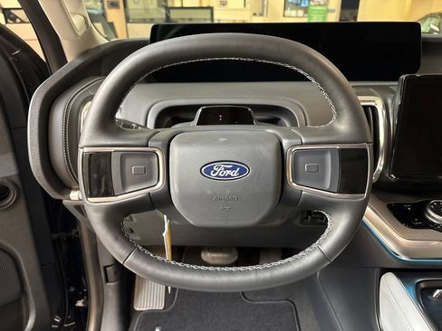 New 2027 Ford Expedition Max Platinum AWD/4WD image 18