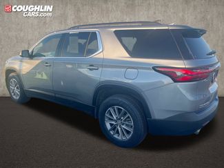 Used 2024 Chevrolet Traverse LT FWD video 2