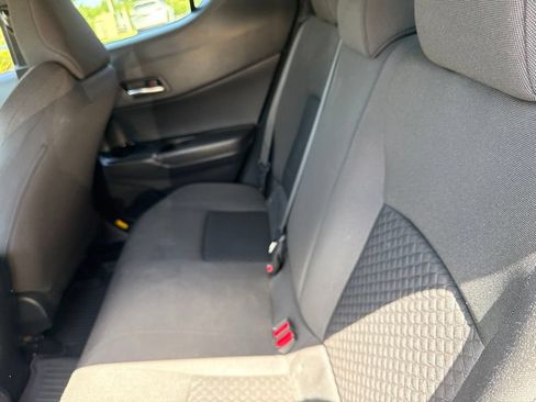 Used 2021 Toyota C-HR LE FWD image 11