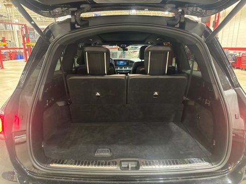 Used 2020 Mercedes-Benz GLS 450 4MATIC image 9
