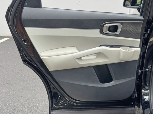 Used 2023 Kia Sorento S w/ Panoramic Sunroof Package FWD image 42