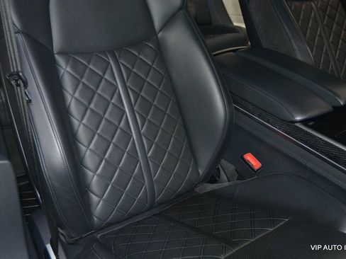 Used 2020 Audi S8 L w/ S8 Executive Package image 16