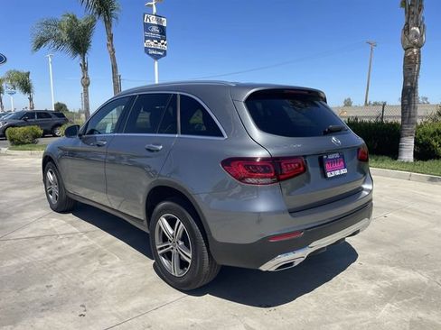 Used 2020 Mercedes-Benz GLC 300 4MATIC w/ Premium Package image 6