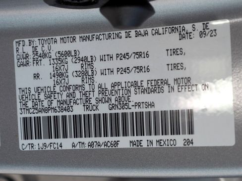 Used 2023 Toyota Tacoma SR5 w/ Technology Package image 29