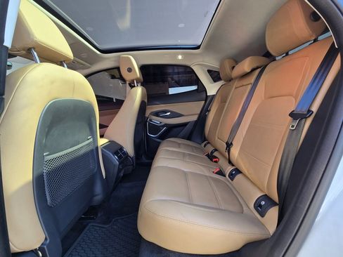 Used 2021 Jaguar E-PACE SE image 19
