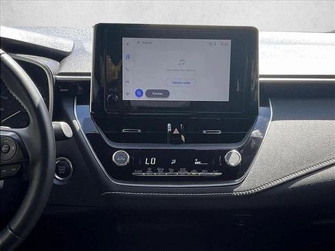 Used 2025 Toyota Corolla SE FWD image 6