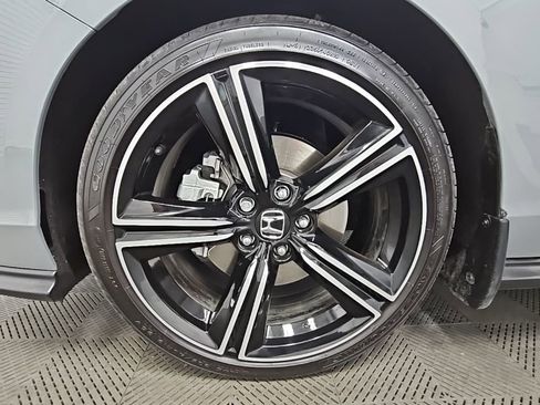 Used 2025 Honda Accord Sport image 45