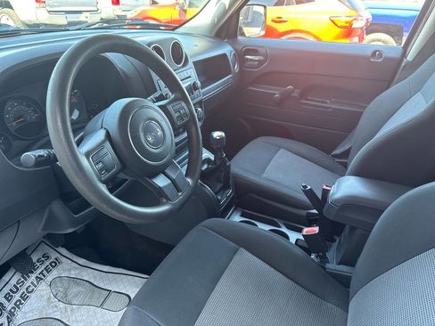 Used 2014 Jeep Patriot Sport w/ Tire & Wheel Group image 15