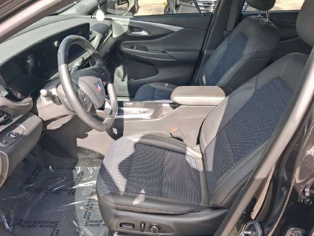 Used 2025 Buick Envista Preferred w/ Convenience I Package FWD image 12