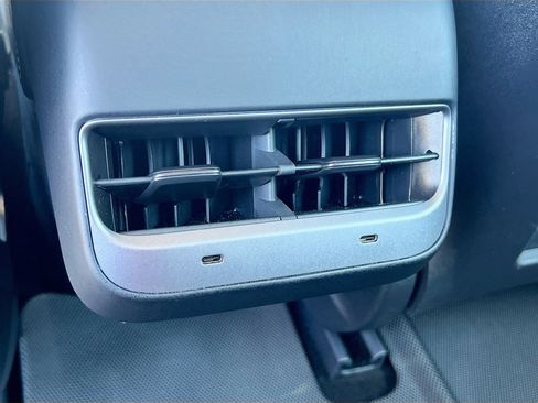 Used 2021 Tesla Model 3 Long Range image 28