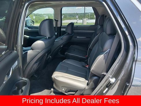 Used 2023 Hyundai Palisade SEL w/ Premium Package FWD image 13
