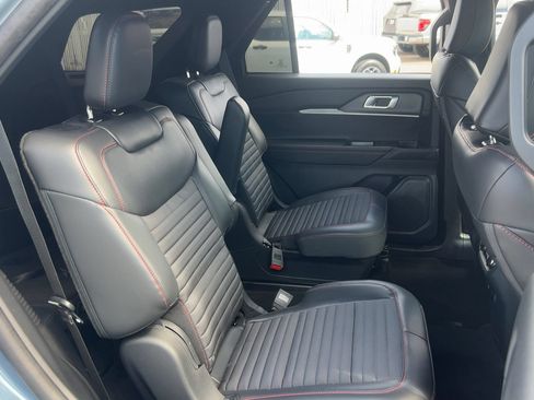 Used 2025 Ford Explorer ST-Line w/ Premium Package RWD image 15