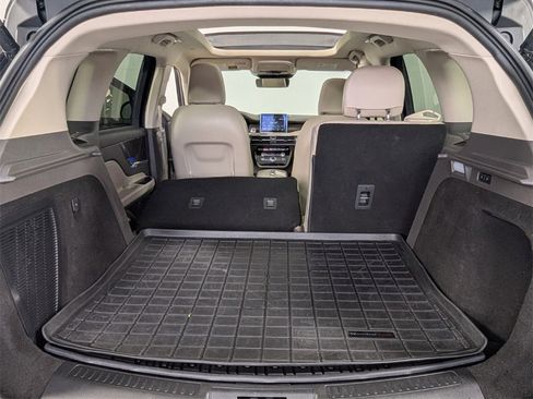 Used 2022 Lincoln Corsair Reserve w/ Elements Package image 27