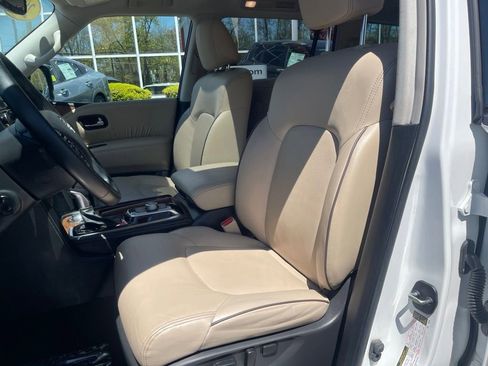 Certified 2023 Nissan Armada SL w/ Cargo Package AWD/4WD image 16