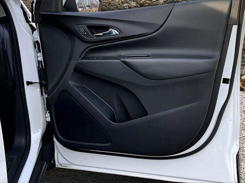 Used 2023 Chevrolet Equinox LT w/ LPO, Floor Liner Package image 22