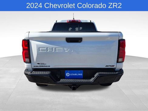 Used 2024 Chevrolet Colorado ZR2 image 8