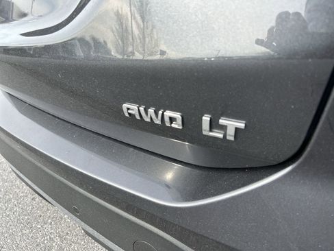 Used 2023 Chevrolet Equinox LT image 10