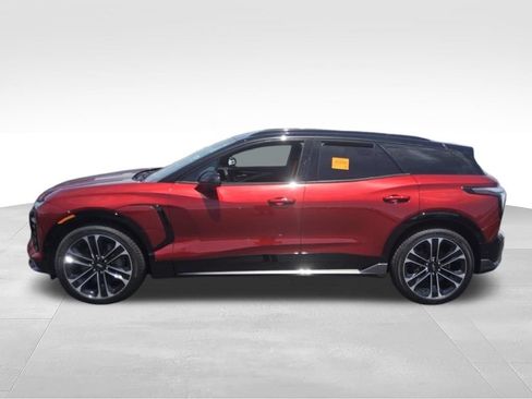 Used 2026 Chevrolet Blazer EV SS AWD/4WD image 2