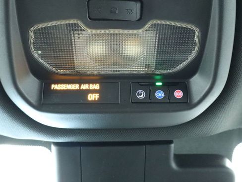 Used 2024 Buick Envista Sport Touring w/ Convenience I Package FWD image 45