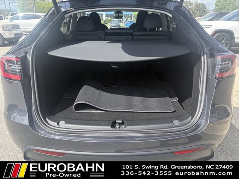 Used 2023 Tesla Model Y Long Range AWD/4WD image 37