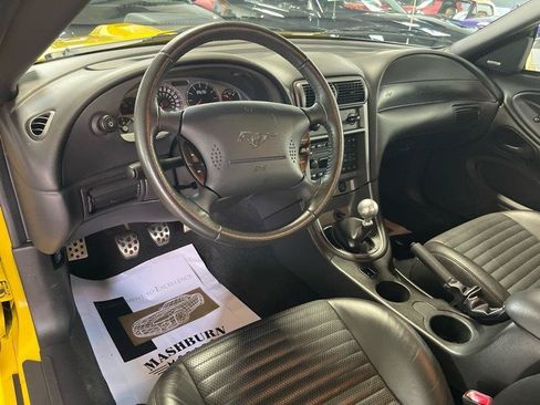 Used 2004 Ford Mustang Mach 1 RWD image 31