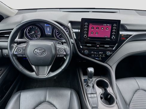 Used 2024 Toyota Camry SE FWD image 14