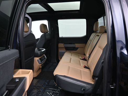 Used 2021 Ford F150 Lariat w/ FX4 Off-Road Package image 29