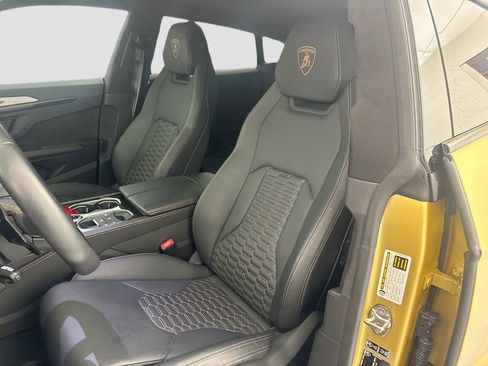 Used 2024 Lamborghini Urus S AWD/4WD image 22