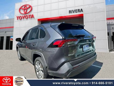 Used 2023 Toyota RAV4 XLE Premium AWD/4WD image 4
