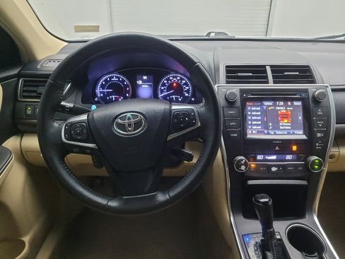 Used 2016 Toyota Camry XLE w/ Moonroof Package FWD image 22