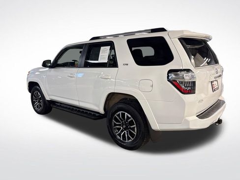 Certified 2021 Toyota 4Runner SR5 Premium w/ Moonroof Package AWD/4WD image 3