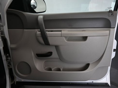 Used 2013 Chevrolet Silverado 3500 W/T image 40