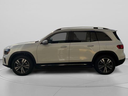 New 2026 Mercedes-Benz GLB 250 4MATIC image 2