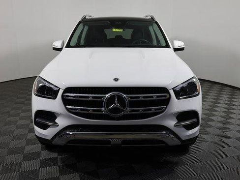 Used 2025 Mercedes-Benz GLE 350 4MATIC image 2