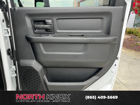 New 2026 RAM 5500 Tradesman w/ Chrome Appearance Group AWD/4WD image 21