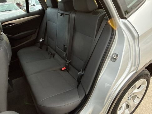 Used 2015 BMW X1 sDrive28i image 17