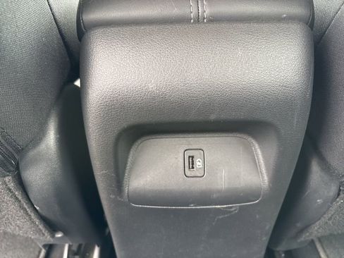 Used 2023 Nissan Sentra SV image 24