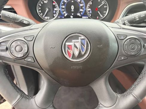 Used 2021 Buick Enclave Avenir w/ Avenir Technology Package FWD image 7