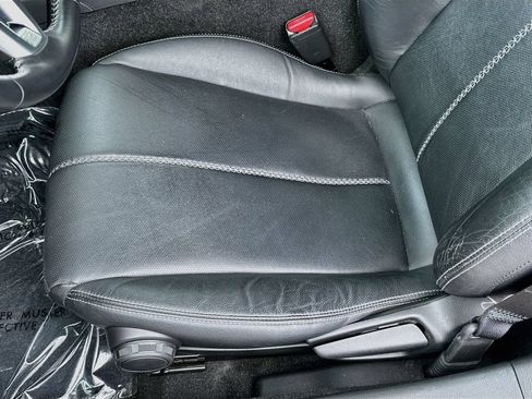 Used 2020 MAZDA MX-5 Miata Grand Touring RWD image 19