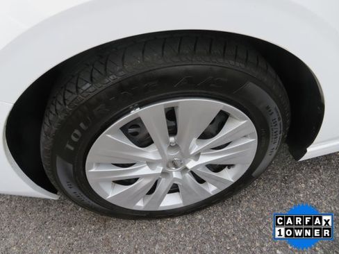 Used 2023 Nissan Sentra S image 9