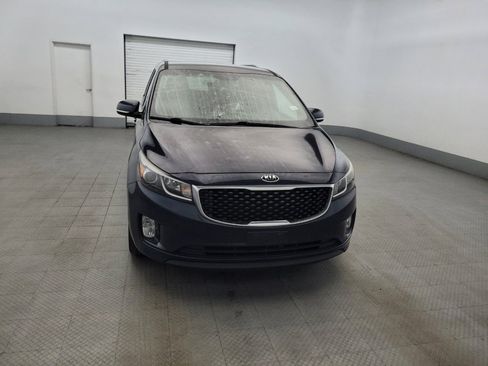 Used 2015 Kia Sedona EX FWD image 14