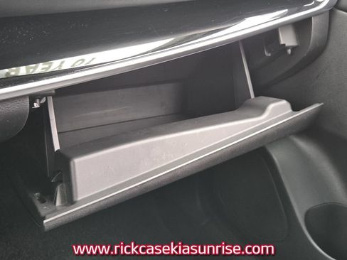 Used 2023 Nissan Rogue SL w/ SL Premium Package FWD image 18