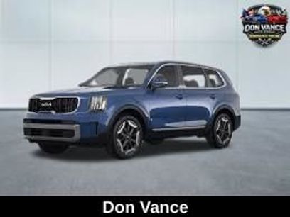 Used 2023 Kia Telluride S w/ S Sunroof Package