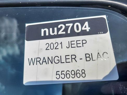 Used 2021 Jeep Wrangler Unlimited Sahara image 23